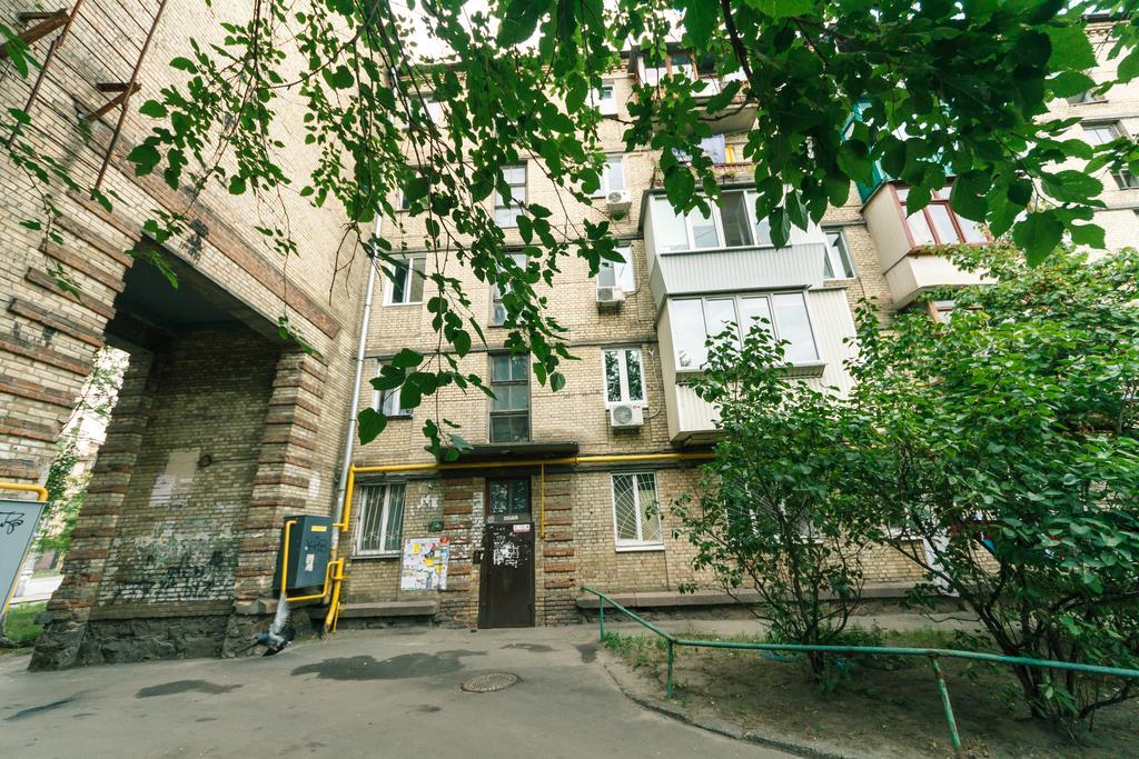 Apartment On Hryhoriia Chuprynky キエフ エクステリア 写真